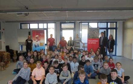Die Trommelprojektwoche (26.02.-29.02.2020) begeisterte Kinder, Eltern und Lehrerinnen!